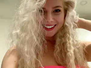 Myfreecams Free Live Porn of KRISTEN_777