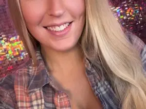 Myfreecams Nude Webcam of Lucyallen4201