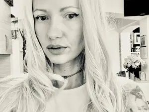 Myfreecams Private Sex Chat of S3xyBlond3e