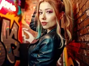 Myfreecams Sex Chat of HeidiFLOWER