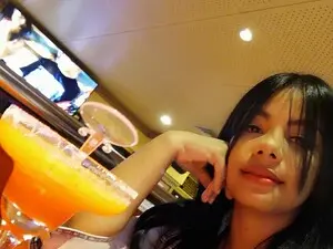 Myfreecams Watch Live Sex Cams of perla_tits