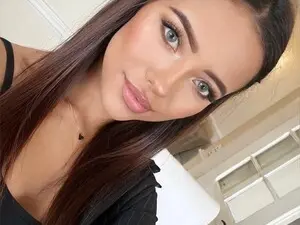Myfreecams Nude Webcam of KeylaMoont