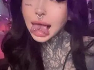 Myfreecams Live Sex Cam of TATTOOBAMBI