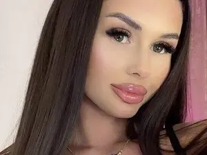 Myfreecams Watch Live Sex Cams of EmilyHudsson