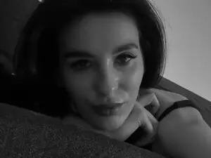 Myfreecams Live Porn of KristinLaur
