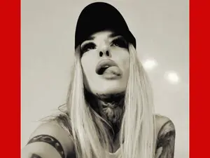 Myfreecams Best live sex cam show of AmazinBITCH