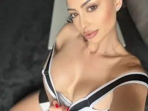 Myfreecams Sex Chat of ChloeDevine