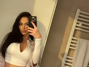 Myfreecams Adult Webcam of ChloeDevine