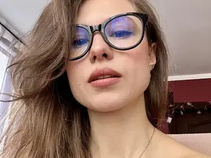 Myfreecams Live Sex of Emily_Me