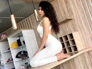 Myfreecams Nude Webcam of MelodiRoux_