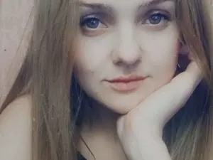 Myfreecams Live Sex Cam of Maya_Davies