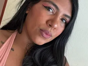 Myfreecams Live Sex Cam of Violetaflo
