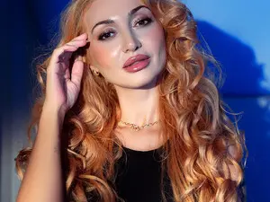 Myfreecams Sex Chat of IvaRoberts