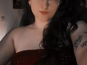 Myfreecams Adult Video Chat of Miah_Peach