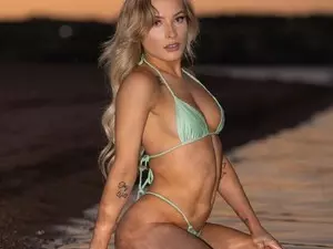 Myfreecams Adult Video Chat of AlexisWildest