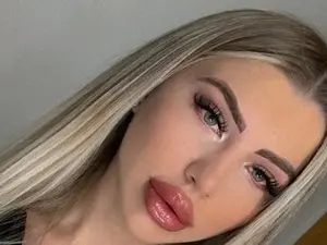 Myfreecams Best Webcam of Megan_Ros