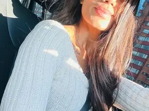 Myfreecams Live Sex Cam of angie_mcqueen