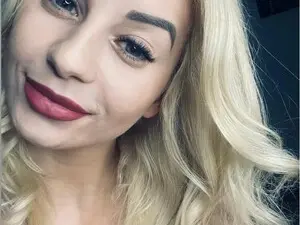 Myfreecams Sex Cam of LillianMonroe