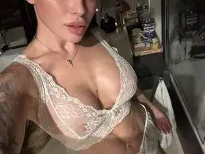Myfreecams Live Porn of Nadin_Crystal