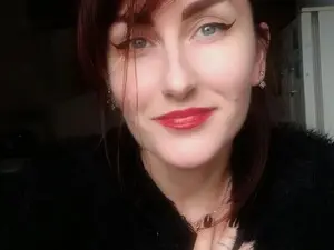 Myfreecams Private Sex Chat of HelenRed