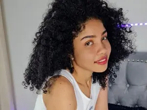 Myfreecams Free Live Porn of Madelene8