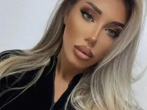 Myfreecams Nude Webcam of EllieRedd