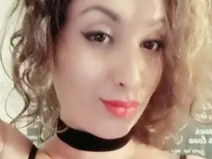 Myfreecams Sex Cam of CurlyAna