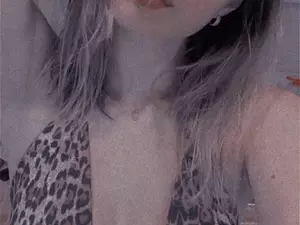 Myfreecams Free Porn Cam of HotSexyLady_1