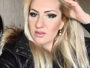 Myfreecams Sex Chat of SunnyAnna4u