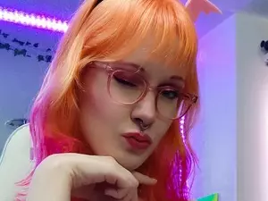 Myfreecams Best live sex cam show of cheebeezkneez