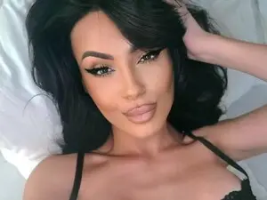 Myfreecams Adult Video Chat of QueenAleciaX