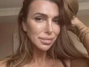 Myfreecams Sex Chat of Into_Mary