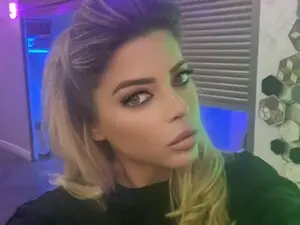 Myfreecams Nude Webcam of SarahLyne