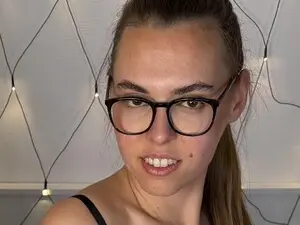 Myfreecams Sex Chat of AriianaDoll