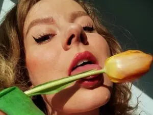 Myfreecams Live Porn of totally_spy