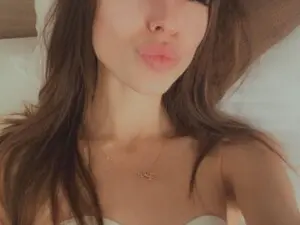 Myfreecams Free Porn Cam of laurensaenz