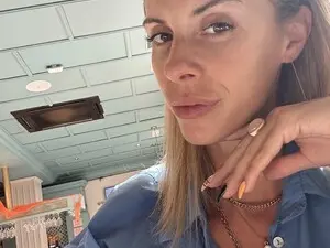 Myfreecams Sex Cam of Its_Goddess_B