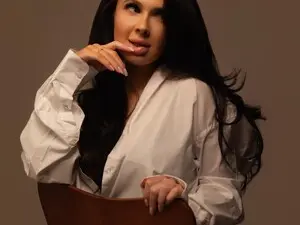 Myfreecams Free Live Porn of HoneyNBourbon
