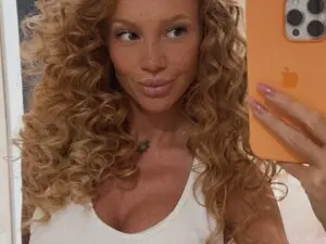 Myfreecams Free Porn Cam of GingerEllis