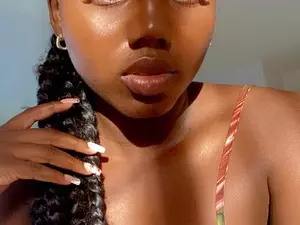 Myfreecams Watch Live Sex Cams of Maika27