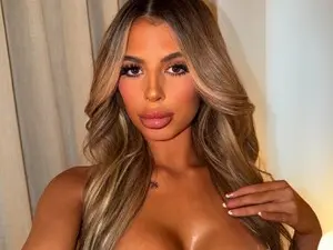 Myfreecams Sex Chat of aryaaxo