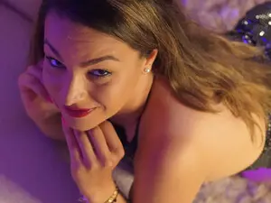 Myfreecams Live Sex of AvaCherry