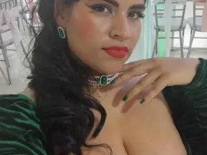 Myfreecams Adult Webcam of roxanahills_