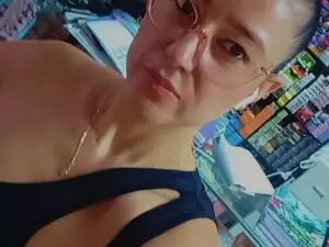 Myfreecams Sex Chat of Samanthalusth