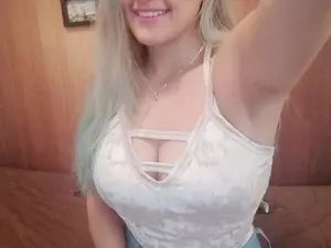 Myfreecams Adult Webcams of Candysquirt25