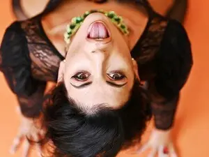 Myfreecams Live Sex Cam of Black_RoseX27