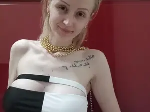 Myfreecams Nude Webcam of GiaStars