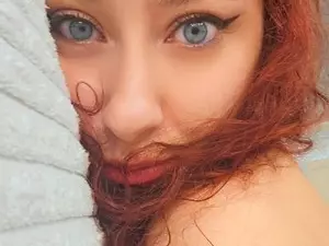 Myfreecams Watch Live Sex Cams of LadySquirtle