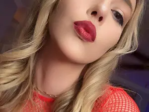 Myfreecams Sex Cam of NaturallyReal
