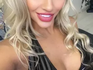 Myfreecams Adult Webcams of Lorehottie